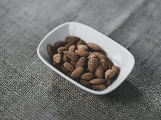 Almond seeds pack