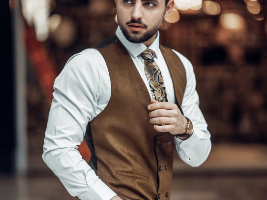 Elegant men vest
