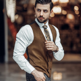 Elegant men vest