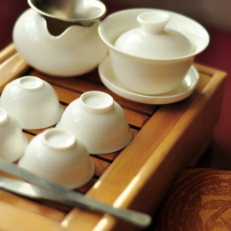 Tea tableware